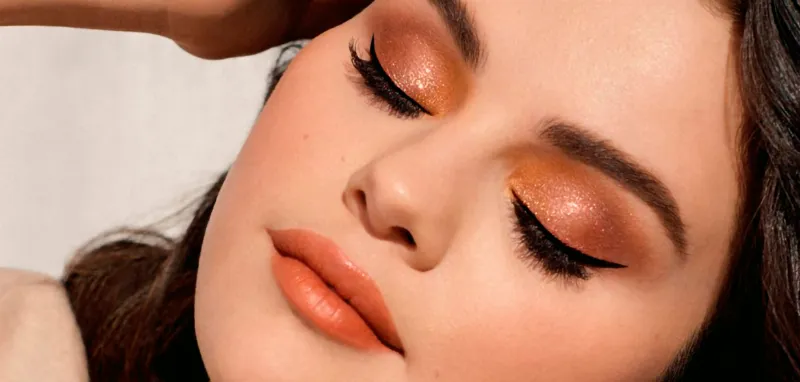 El maquillaje de ojos melocotón que todas quieren llevar